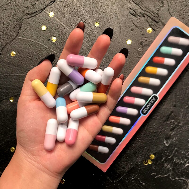 Mini Lipstick Kit